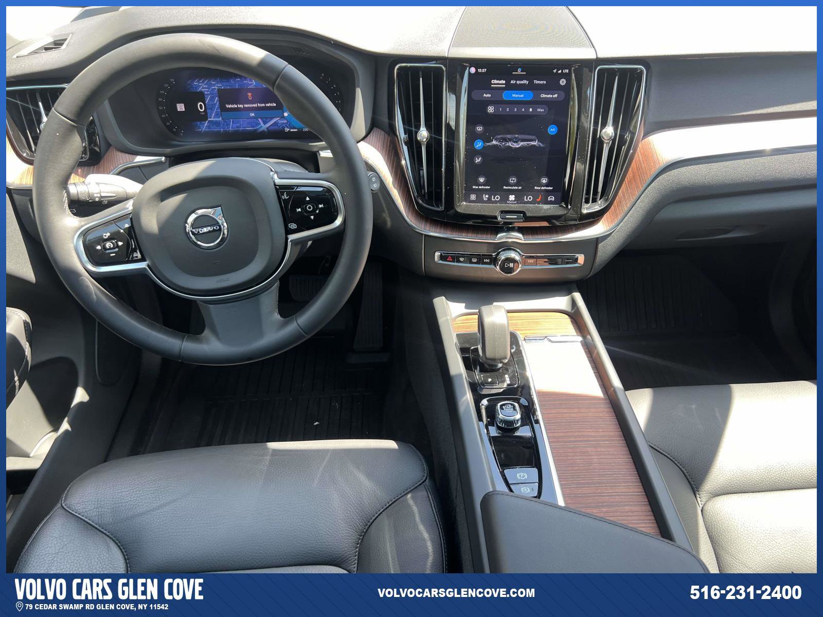 Certified 2024 Volvo XC60 B5 Plus w/ Protection Package Premier AWD/4WD image 12