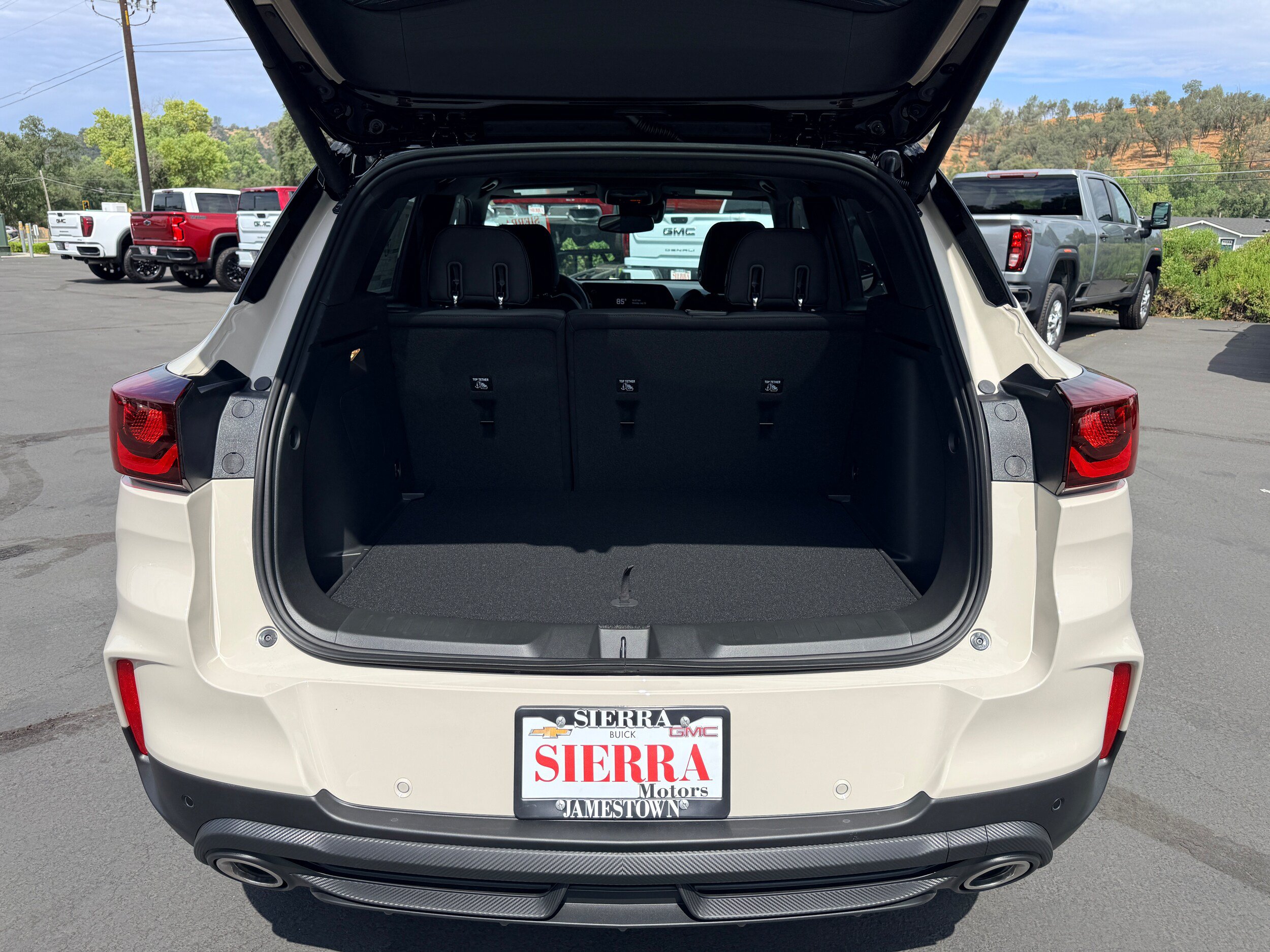 New 2026 Chevrolet TrailBlazer RS w/ Convenience Package AWD/4WD image 7