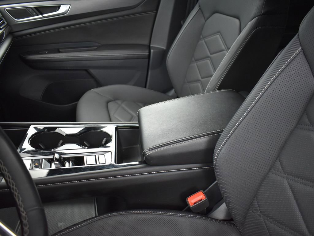 Used 2024 Volkswagen Atlas Cross Sport SE image 15