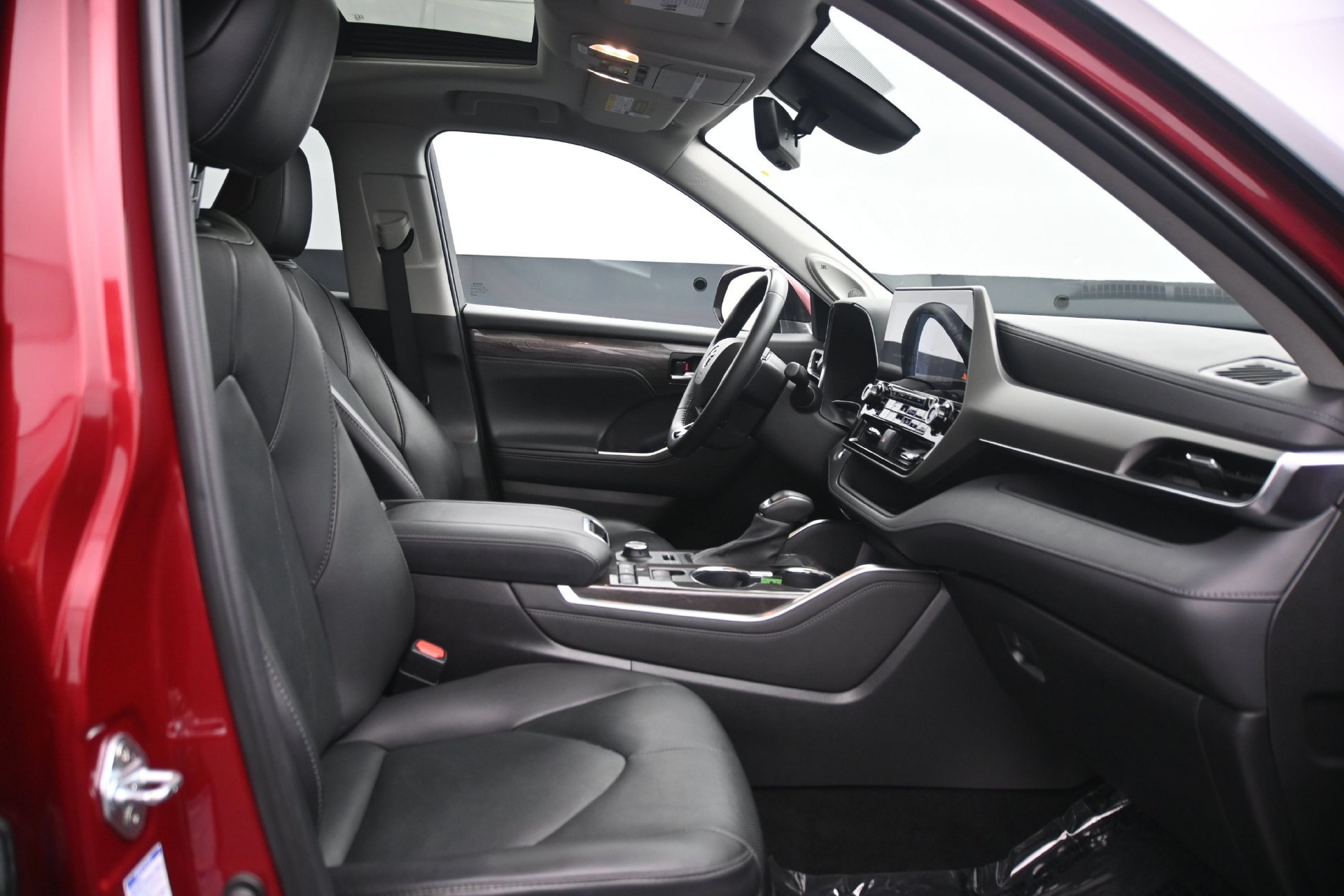 Used 2021 Toyota Highlander Limited AWD/4WD image 13
