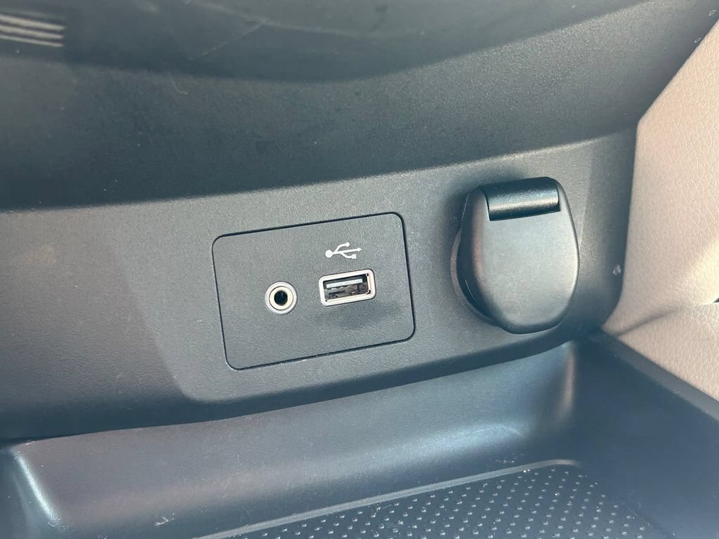 Used 2020 Nissan Rogue Sport SV FWD image 26