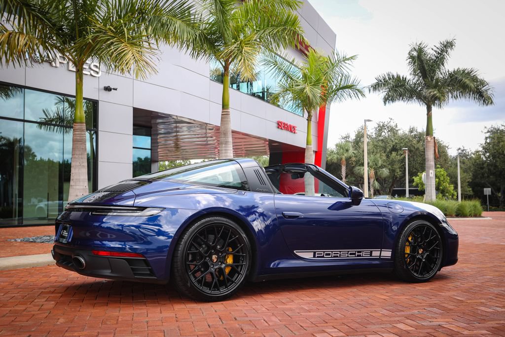 Used 2024 Porsche 911 Targa 4 GTS AWD/4WD image 29