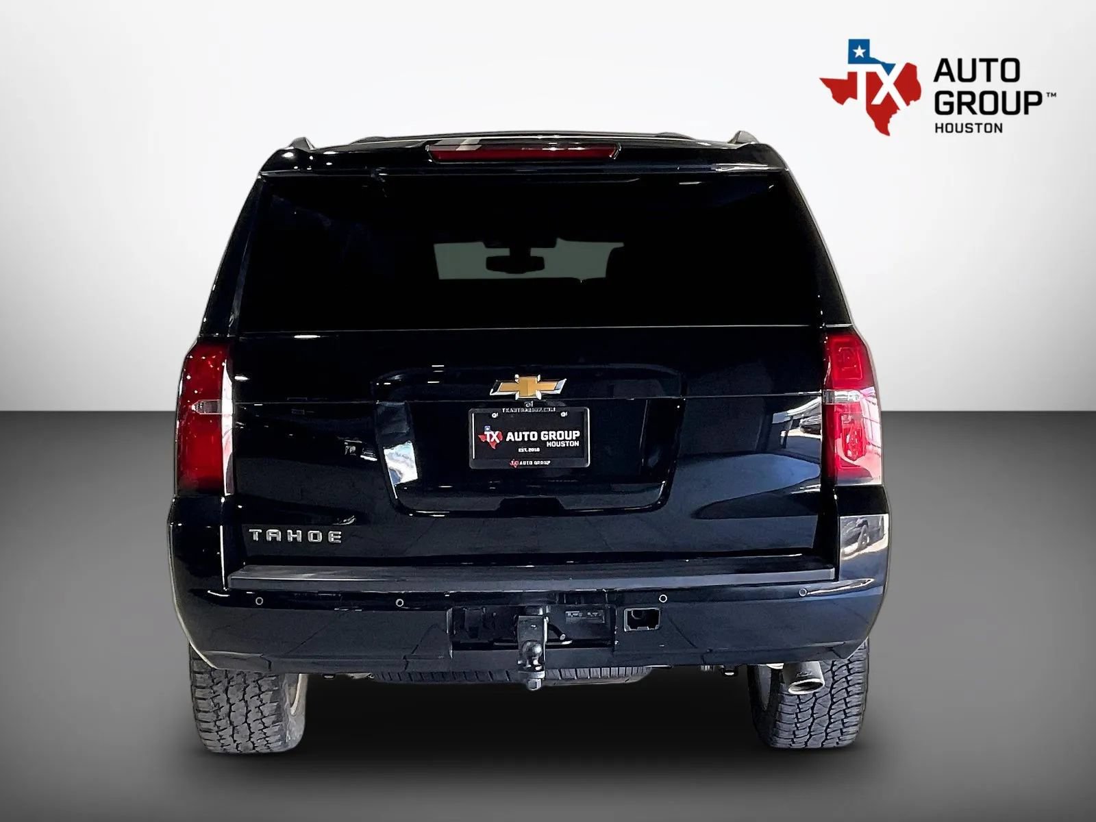 Used 2018 Chevrolet Tahoe LS w/ All-Season Package RWD image 7