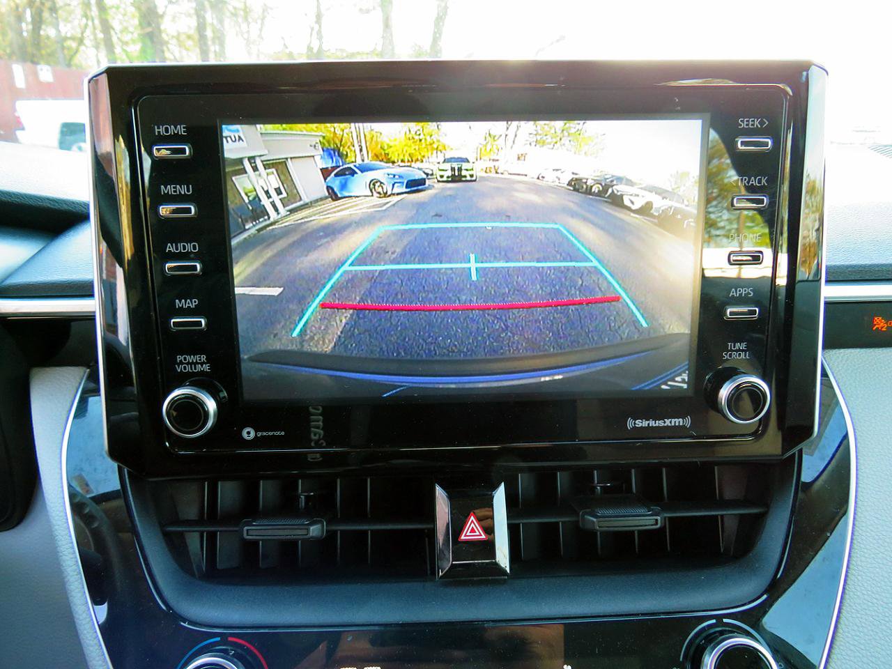 Used 2021 Toyota Corolla LE FWD image 26