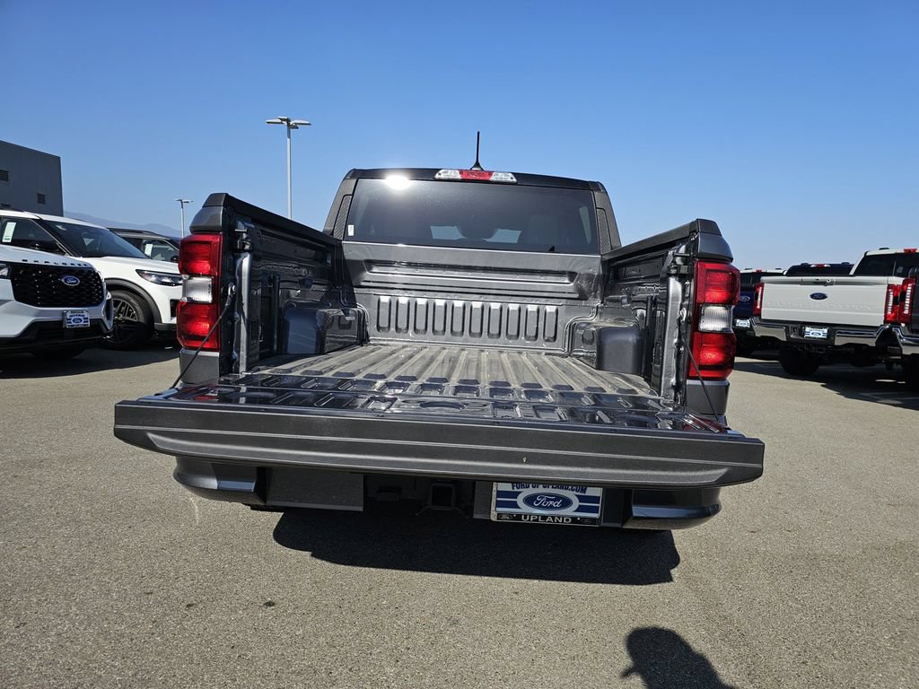 Used 2026 Ford Maverick Lobo AWD/4WD image 16