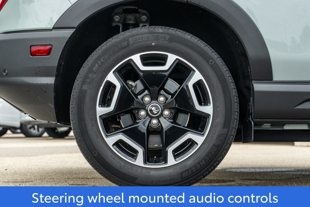 Used 2023 Ford Bronco Sport Outer Banks w/ Tech Package AWD/4WD image 9