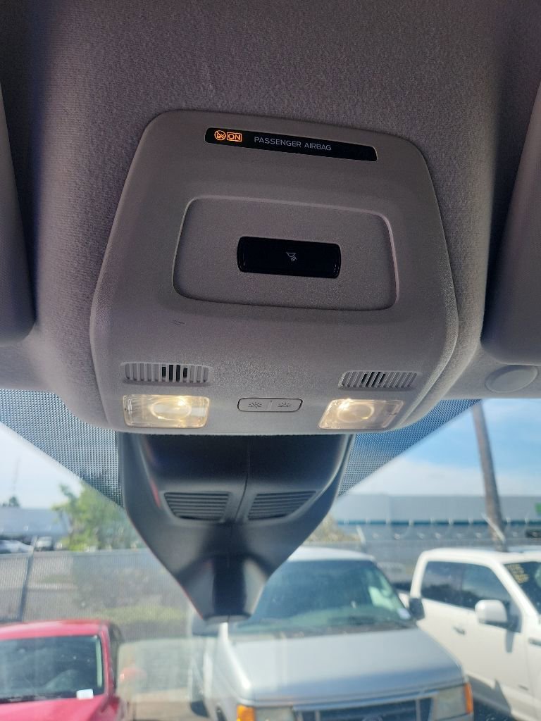 Used 2023 Ford Transit 250 Medium Roof RWD image 26