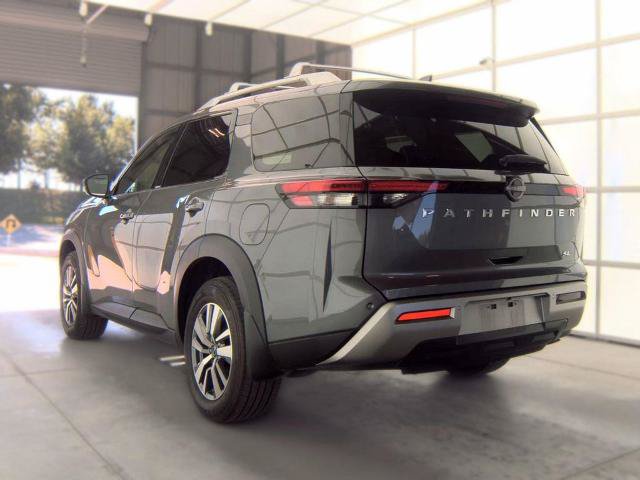 Certified 2025 Nissan Pathfinder SL FWD image 5