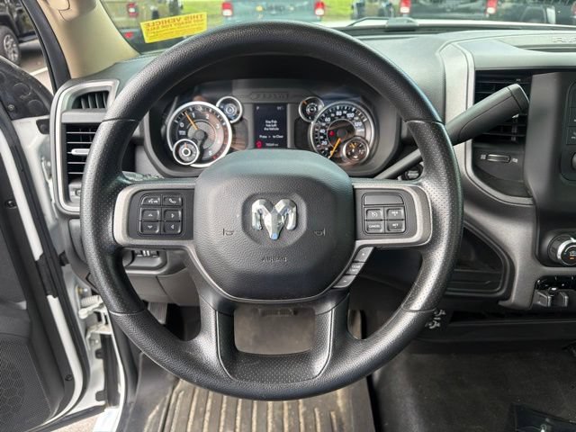 Used 2019 RAM 3500 Tradesman w/ Chrome Appearance Group RWD image 18