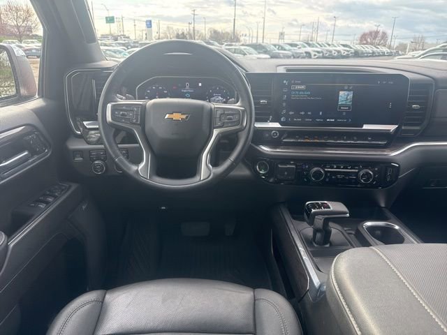 Used 2023 Chevrolet Silverado 1500 LTZ image 13