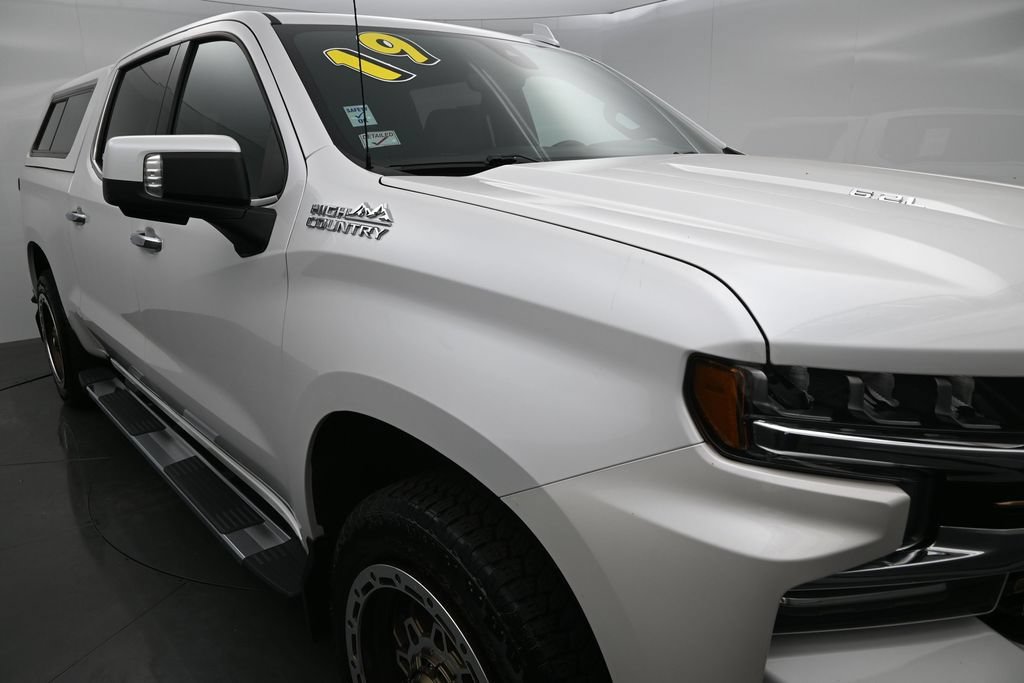 Used 2019 Chevrolet Silverado 1500 High Country w/ Technology Package AWD/4WD image 40