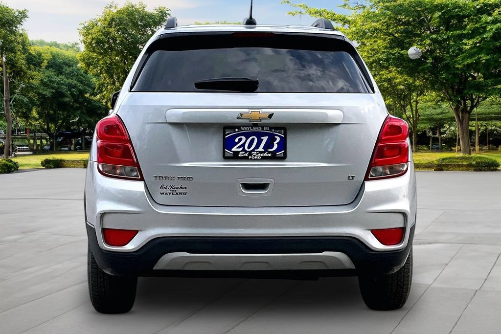 Used 2018 Chevrolet Trax LT w/ LT Convenience Package AWD/4WD image 4