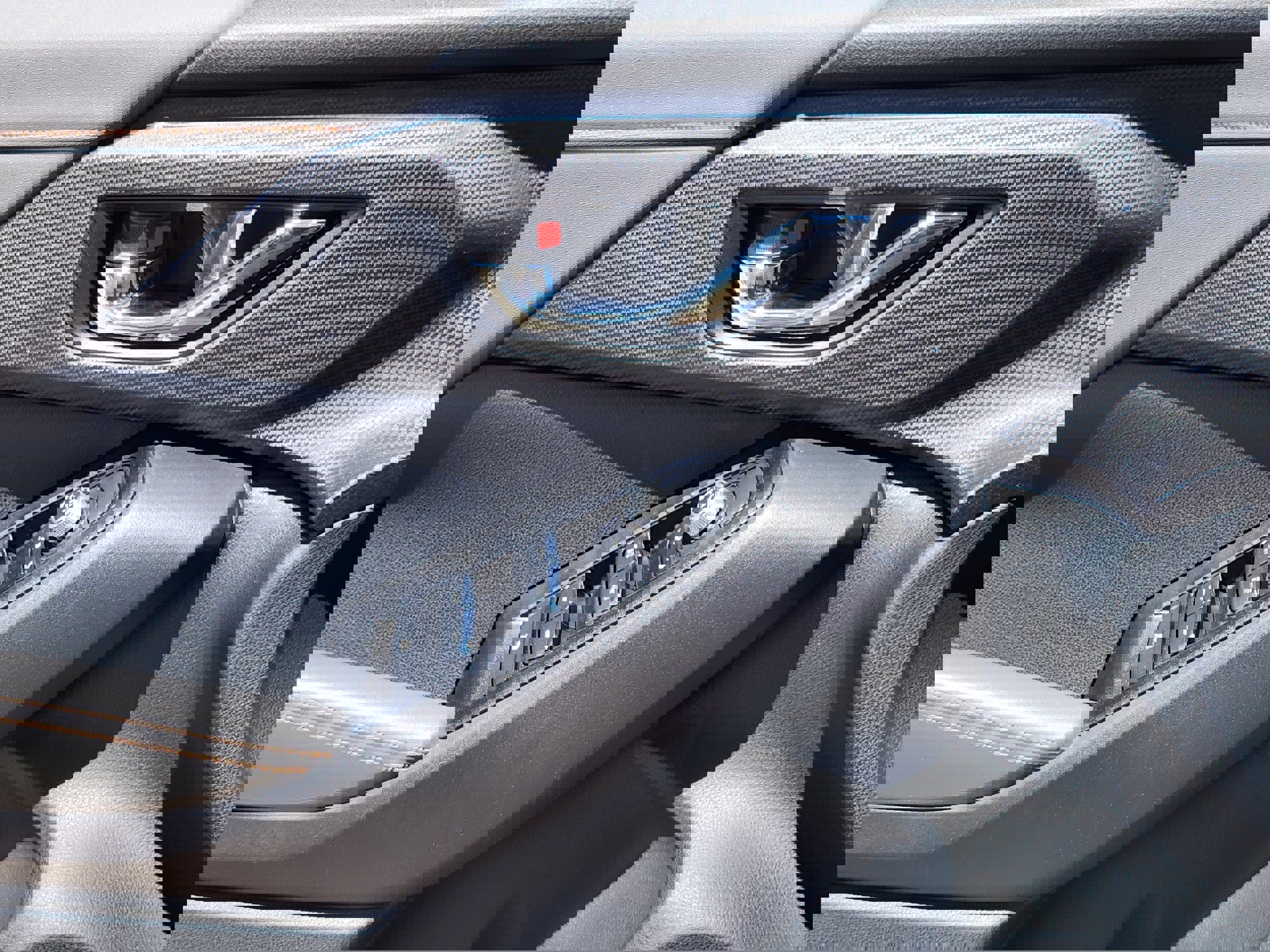 New 2025 Subaru Crosstrek 2.5i Limited w/ Popular Package #3A image 8