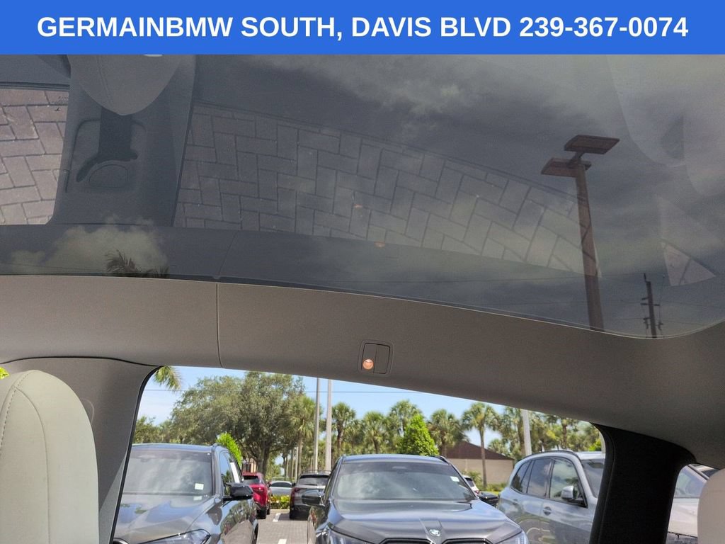 Used 2022 Tesla Model Y Long Range AWD/4WD image 21