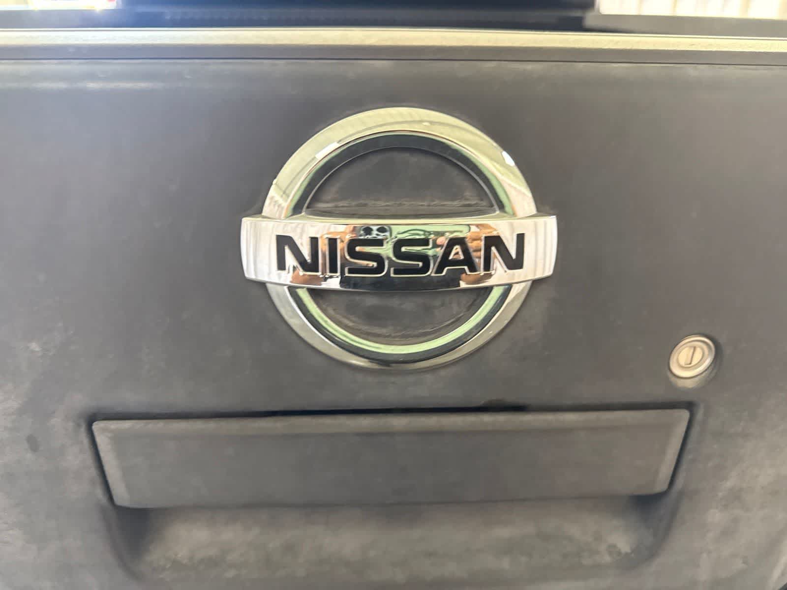 Used 2012 Nissan Frontier SV w/ Sport Appearance Pkg RWD image 12