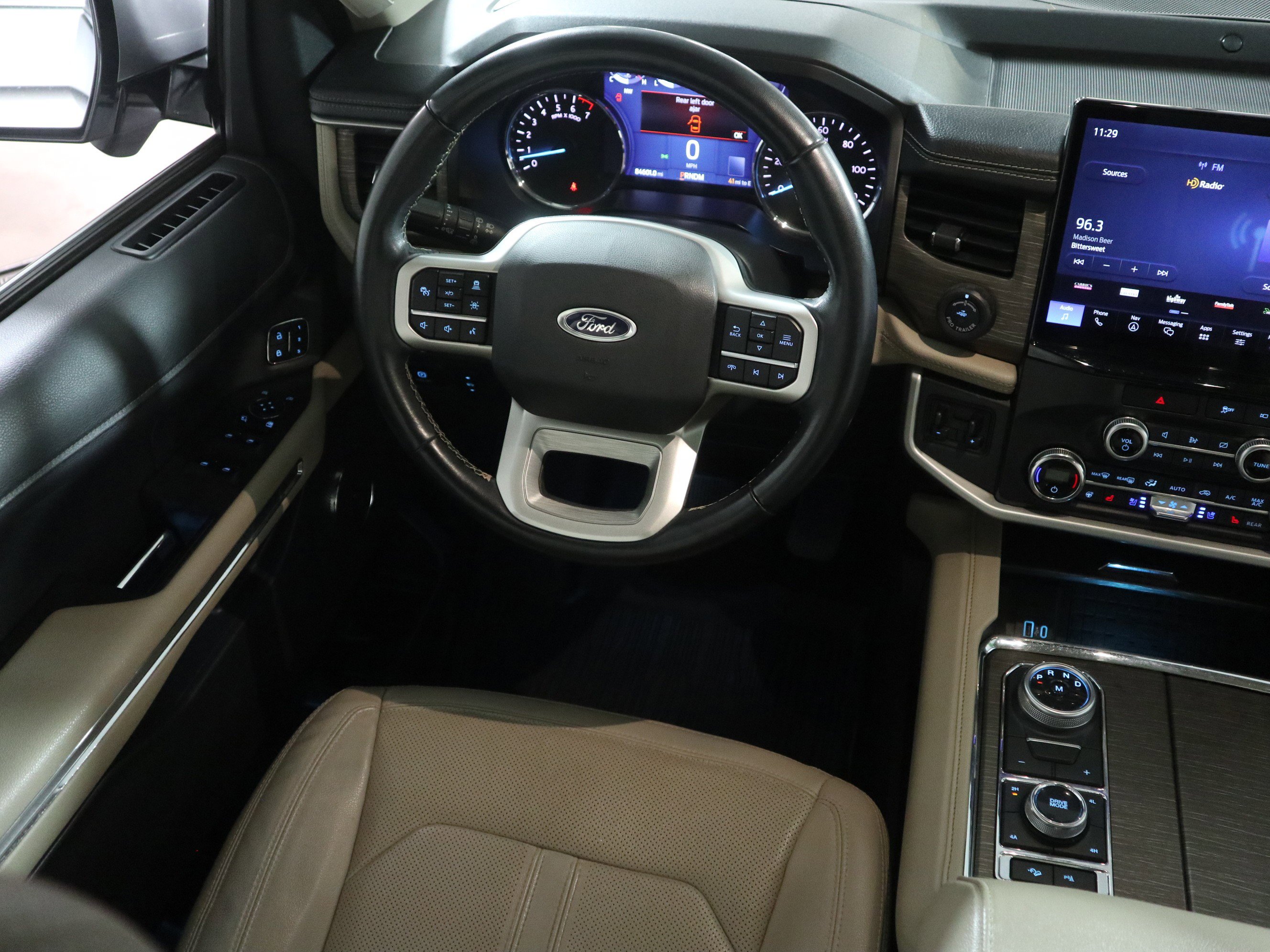 Used 2022 Ford Expedition Limited AWD/4WD image 13