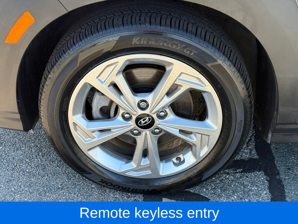 Used 2023 Hyundai Kona SEL w/ Convenience Package AWD/4WD image 10