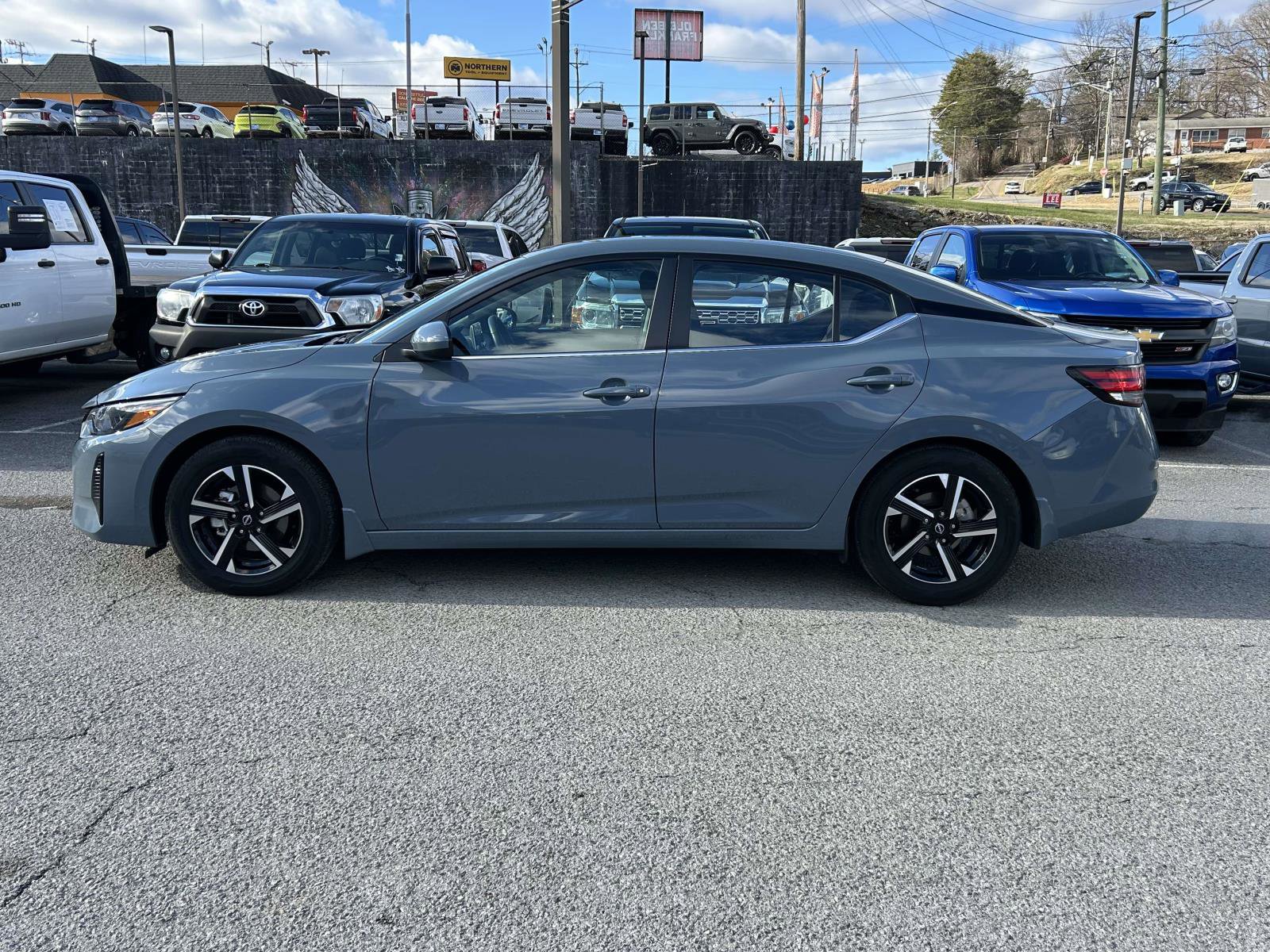 Used 2025 Nissan Sentra SV w/ All-Weather Package image 6