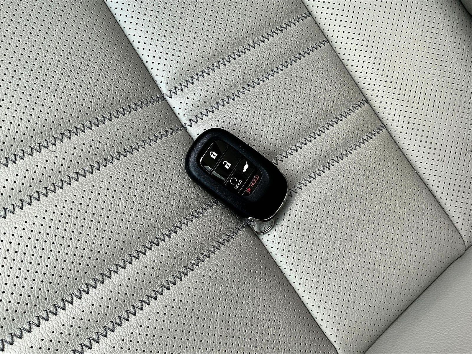 Used 2024 Honda HR-V EX-L image 33