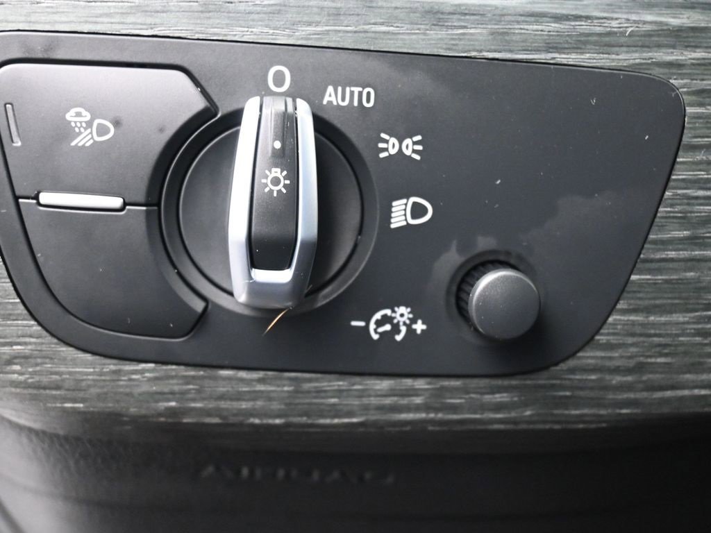 Used 2023 Audi A4 2.0T Premium Plus image 20