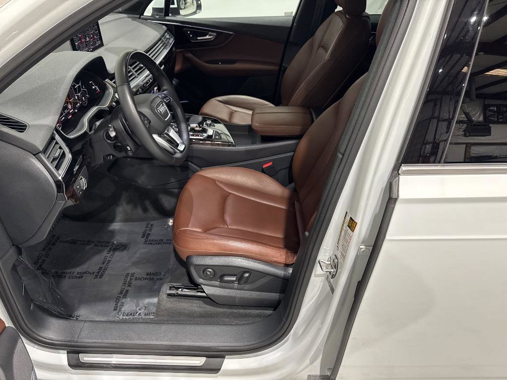 Used 2018 Audi Q7 3.0T Premium Plus w/ Premium Plus Package image 35
