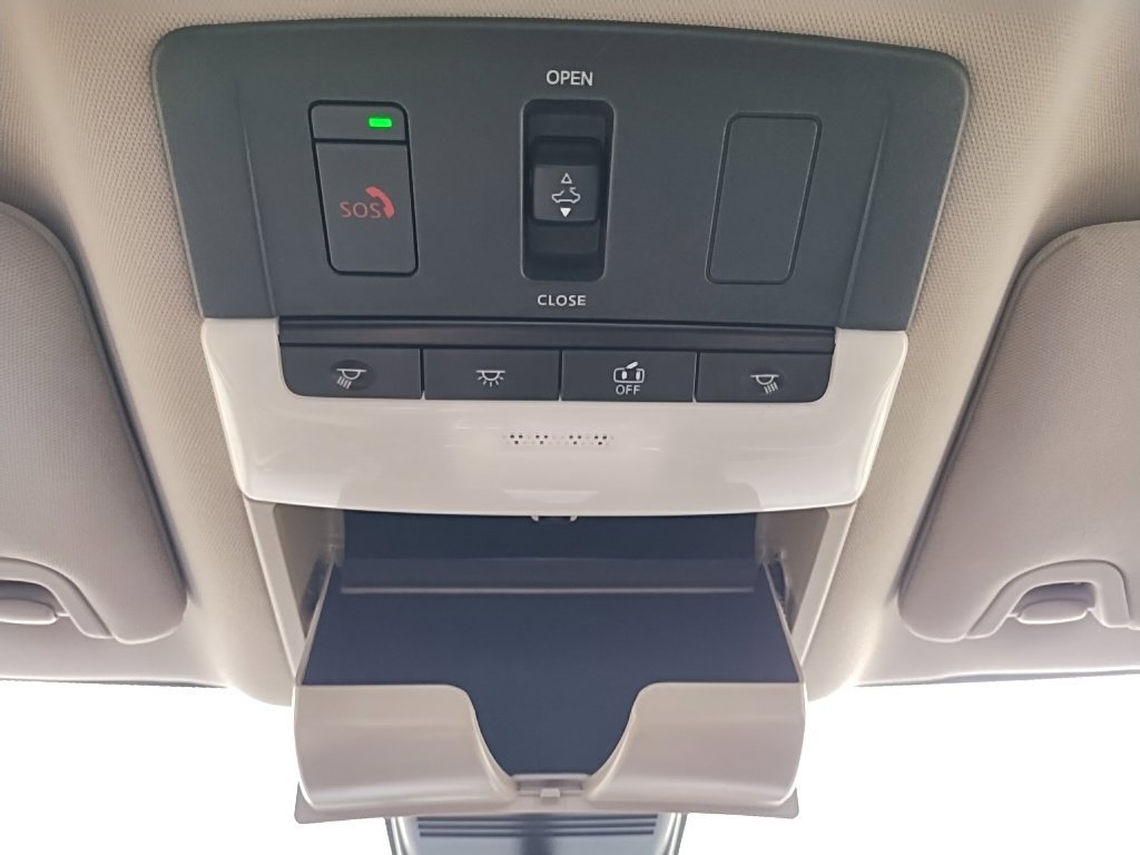 Used 2024 Nissan Altima 2.5 SR w/ SR Premium Package FWD image 26