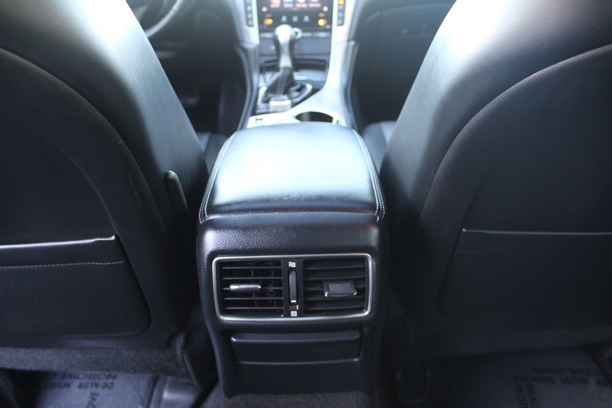 Used 2015 INFINITI Q50 w/ Moonroof Package RWD image 25