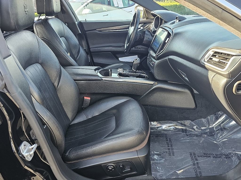 Used 2018 Maserati Ghibli image 15
