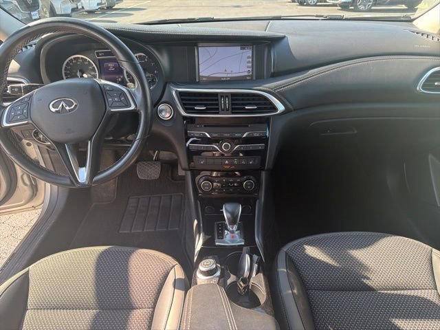 Used 2019 INFINITI QX30 Premium w/ Navigation Package image 16