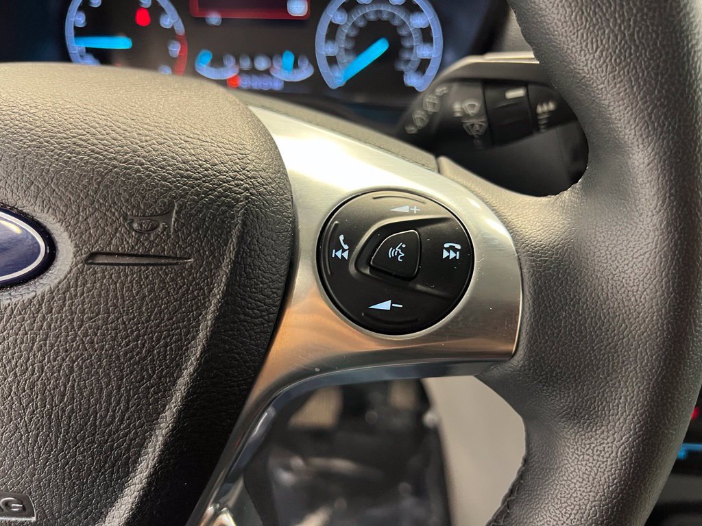 Used 2023 Ford Transit Connect Titanium FWD image 21