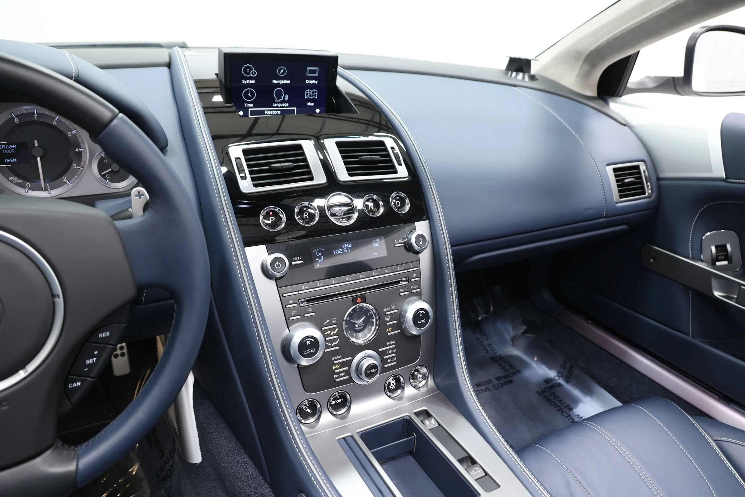 Used 2012 Aston Martin Virage Volante RWD image 30
