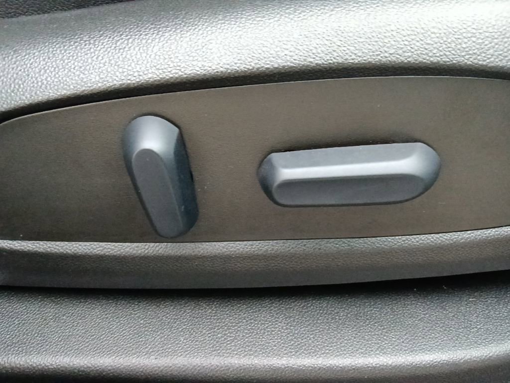 Used 2023 Chevrolet Blazer RS image 34