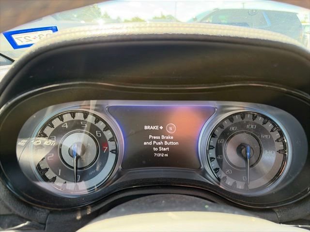 Used 2018 Chrysler 300 S w/ Safetytec Plus Group RWD image 10