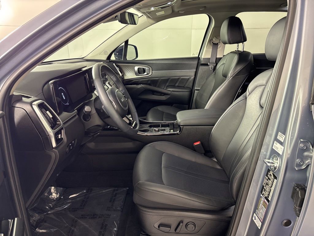 Used 2023 Kia Sorento SX image 22
