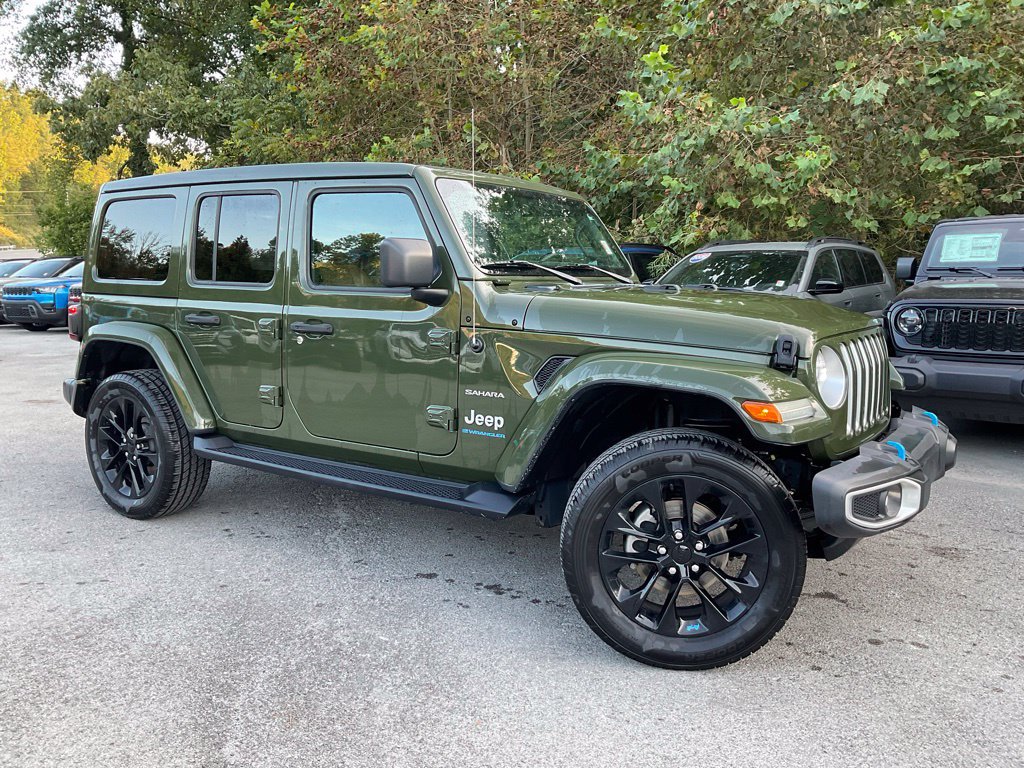 Used 2023 Jeep Wrangler Unlimited Sahara w/ Cold Weather Group