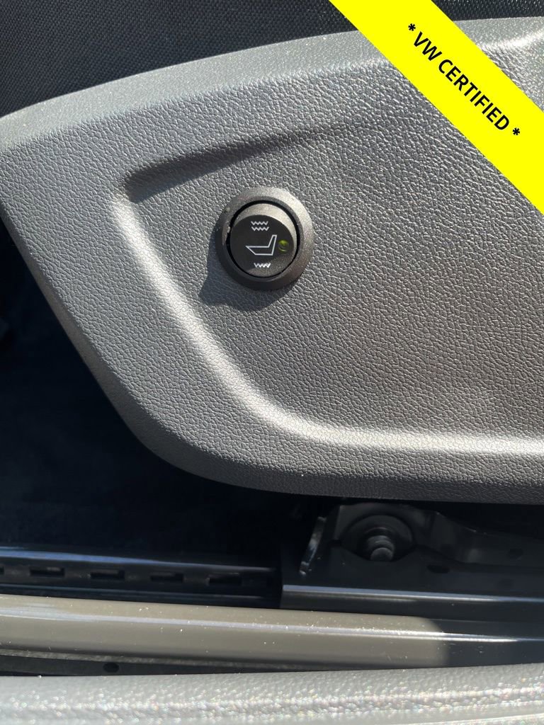 Certified 2022 Volkswagen Jetta S FWD image 18