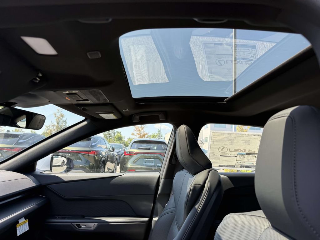 New 2026 Lexus ES 500e AWD/4WD image 16
