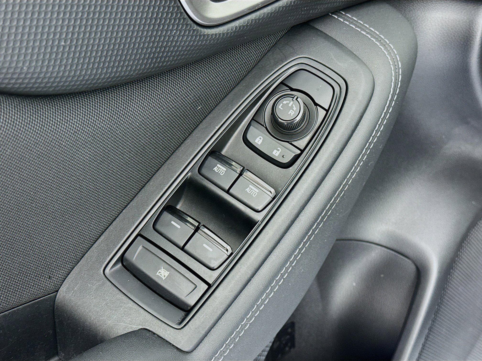 Used 2023 Subaru Forester Premium w/ Popular Package #1 image 17