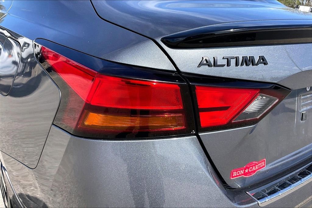 Used 2022 Nissan Altima 2.5 SR w/ Midnight Edition Package image 20