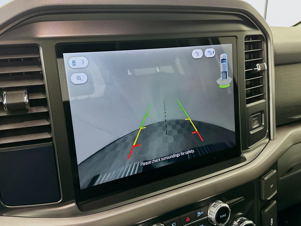 Used 2025 Ford F150 XLT w/ Equipment Group 301A Standard image 14