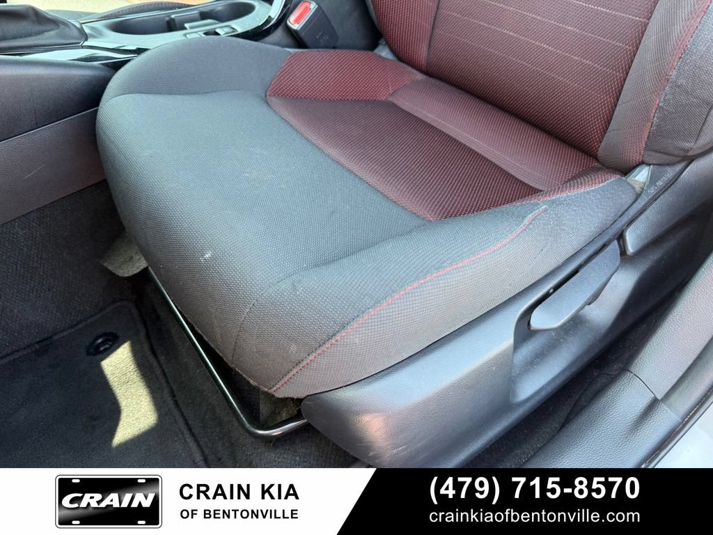 Used 2025 Toyota Corolla SE FWD image 23