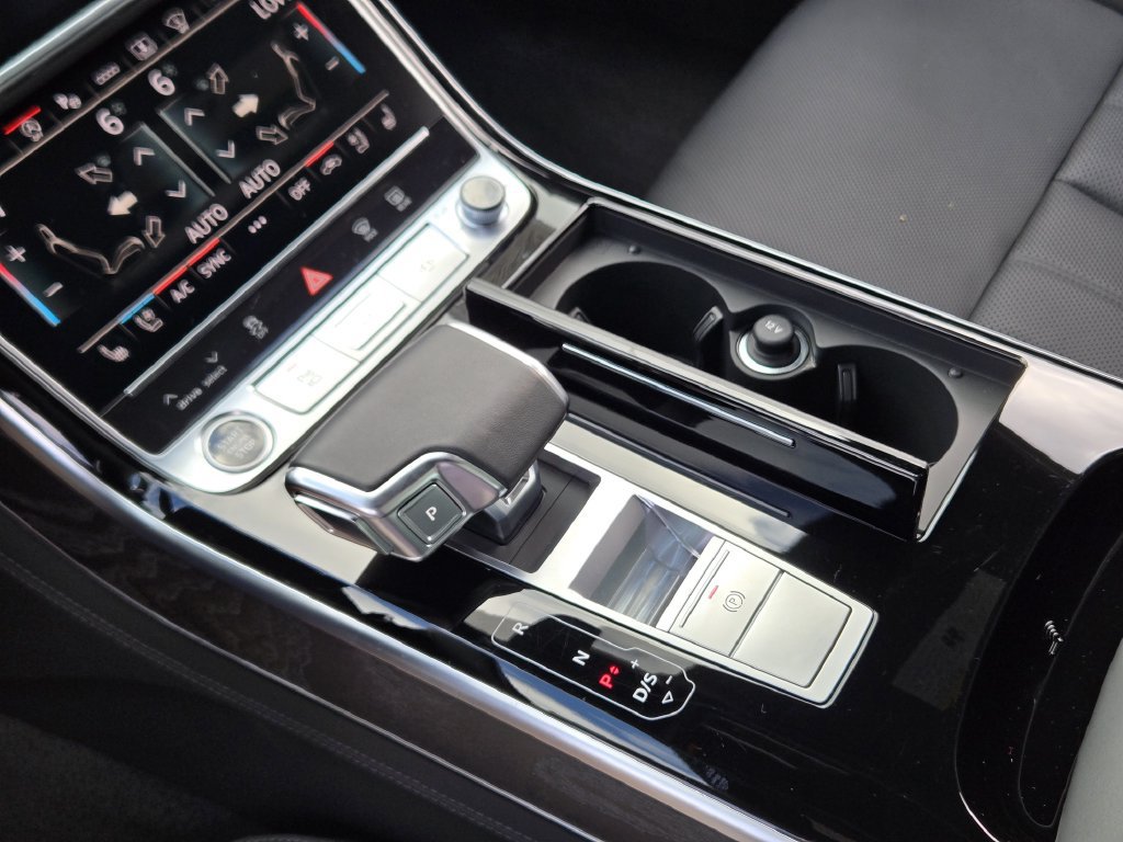 Certified 2025 Audi A8 L 3.0T AWD/4WD image 25