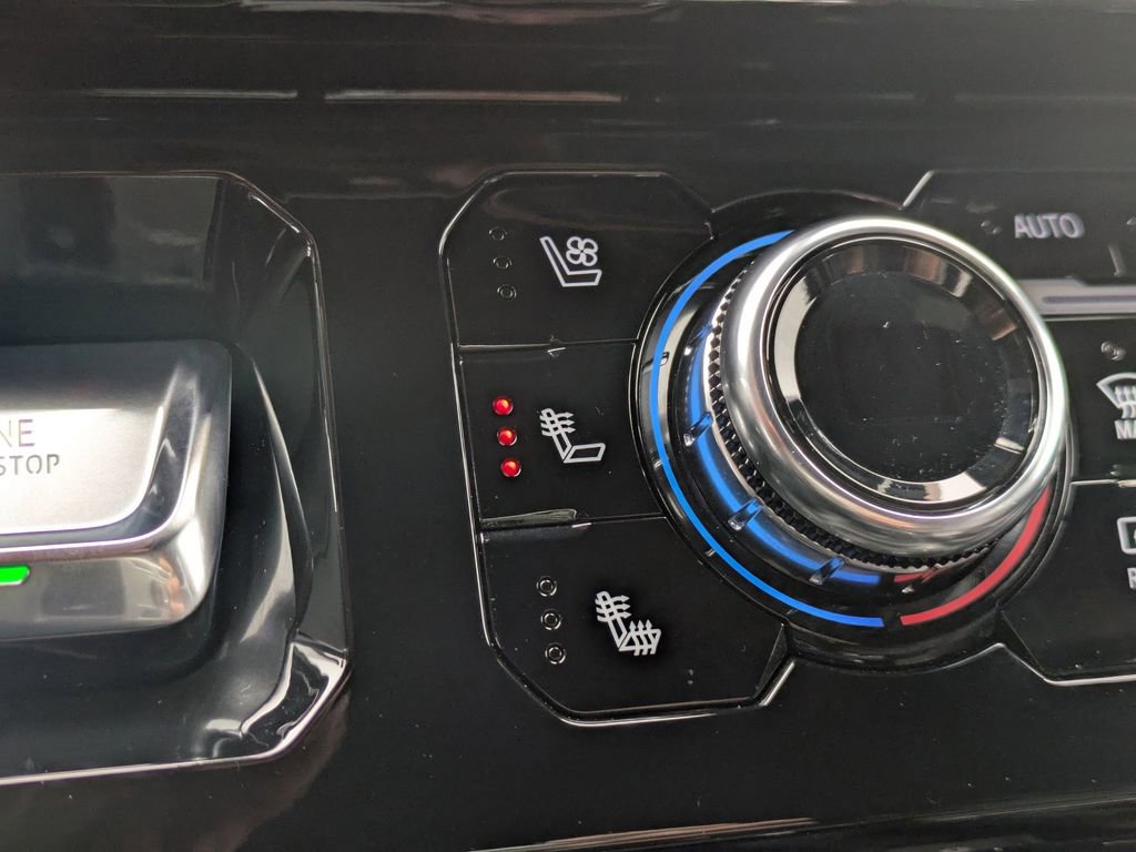 Used 2024 GMC Sierra 1500 AT4 w/ AT4 Premium Package image 23