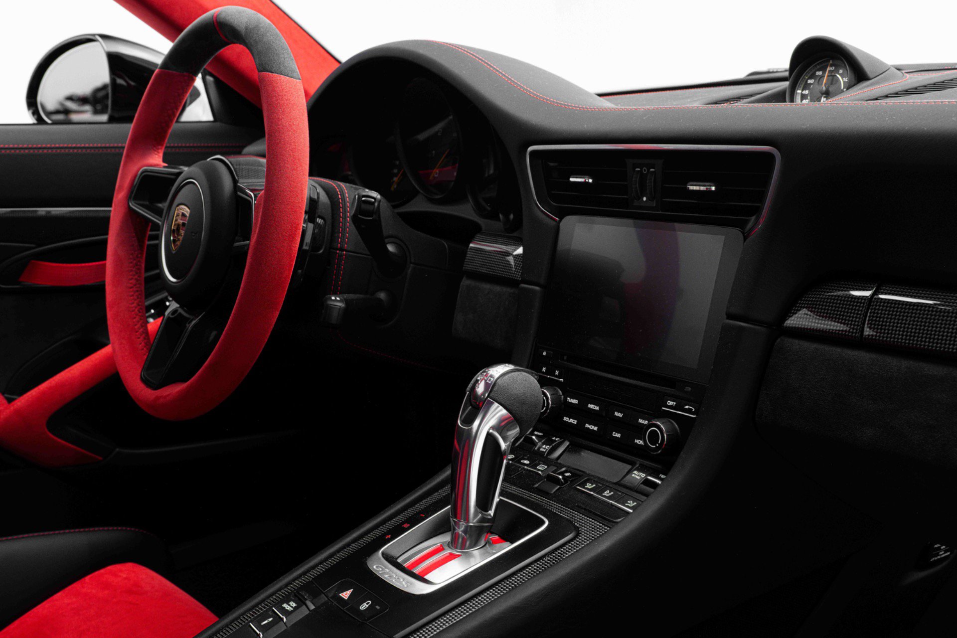 Used 2018 Porsche 911 GT2 RS RWD image 29