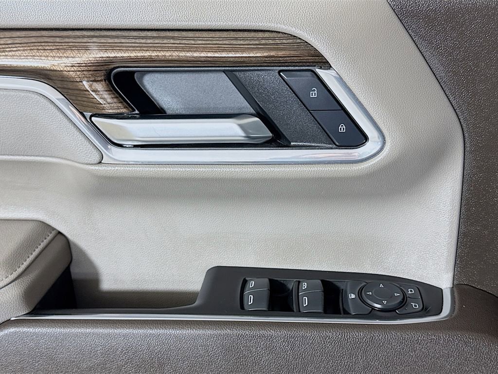 Certified 2025 Chevrolet Silverado 1500 LT w/ Safety Package image 16