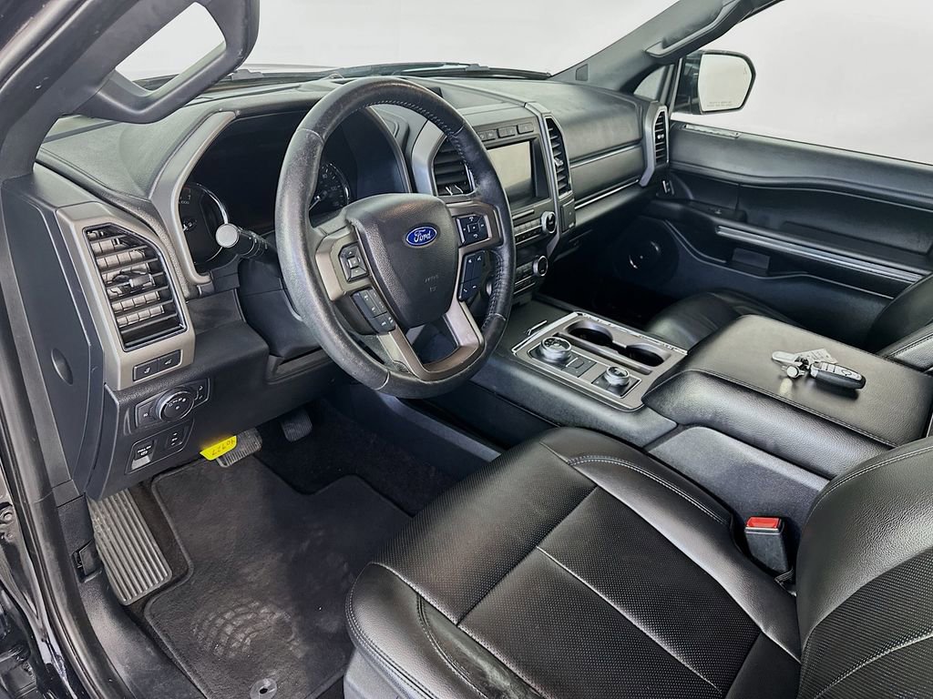 Used 2019 Ford Expedition XLT w/ Equipment Group 202A image 29