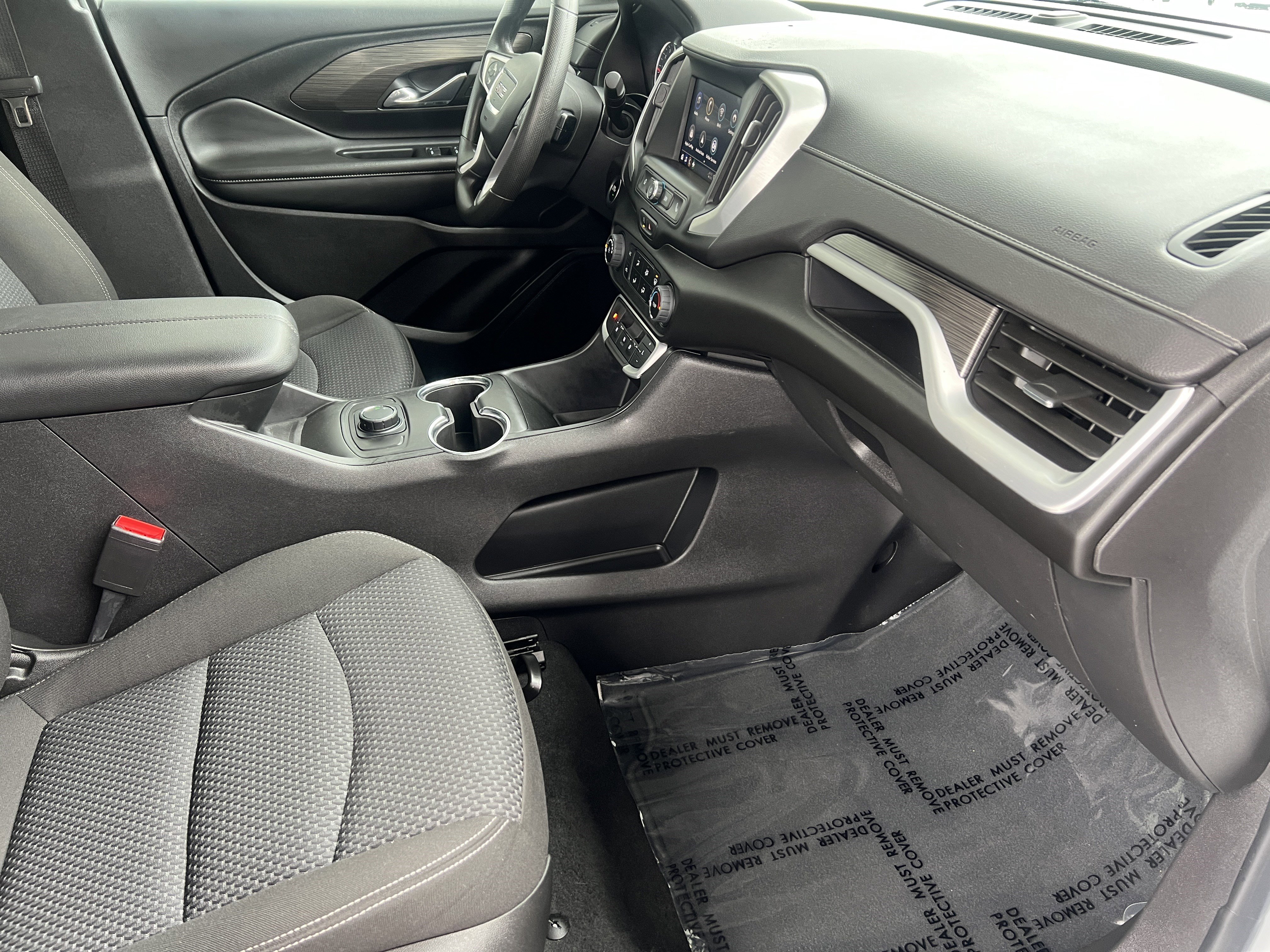Used 2024 GMC Terrain SLE FWD image 22