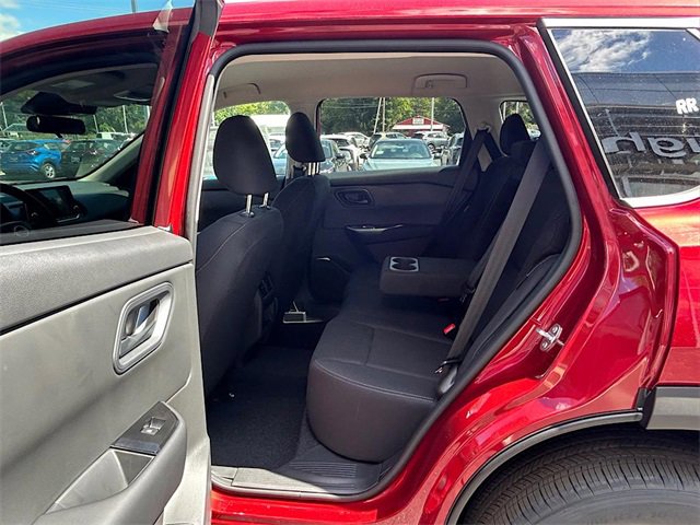 New 2026 Nissan Rogue S image 22
