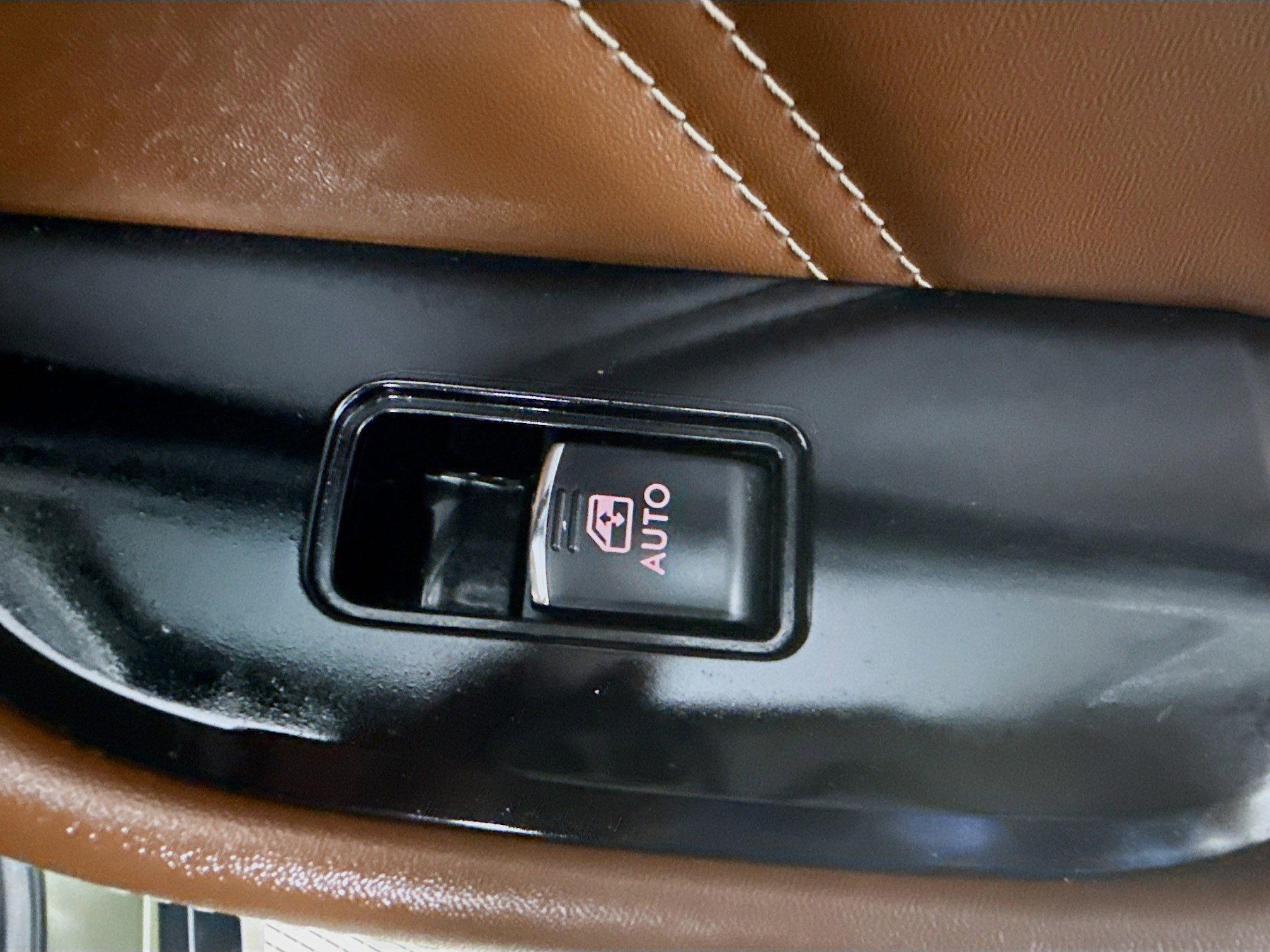 Used 2019 Subaru Outback 2.5i Touring w/ Popular Package #3A image 31