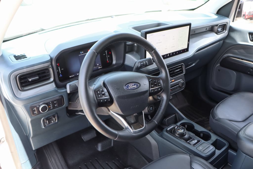 Used 2025 Ford Maverick Lariat w/ Black Appearance Package AWD/4WD image 20